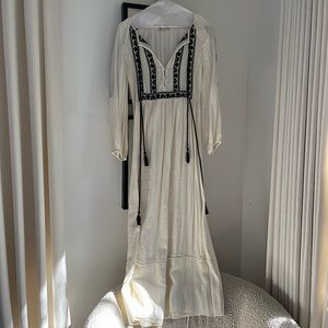 ZARA DRESS CREAM